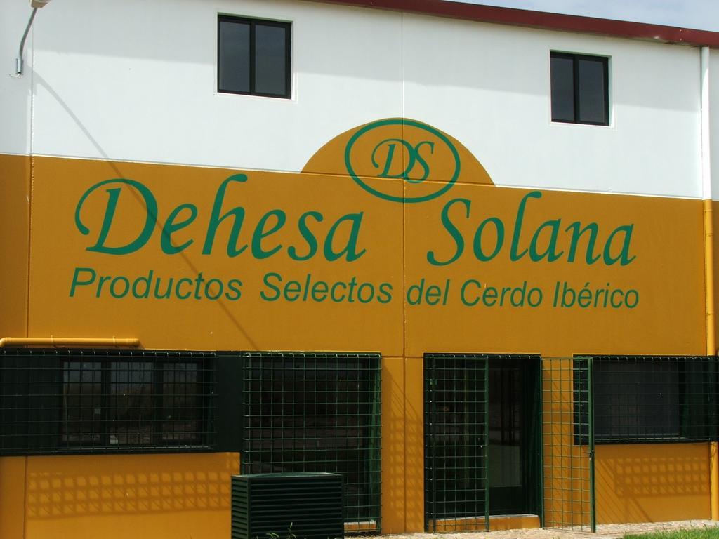 Casa Rural Dehesa de Solana Herrera de Alcántara Exterior foto